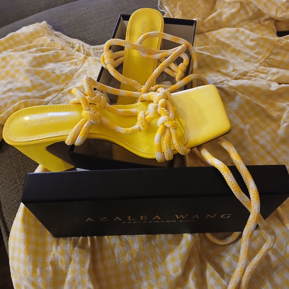 AKIRA sandals - Picture 7 of 10